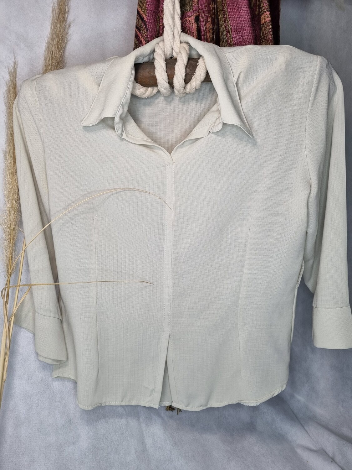 CAMISA VERDE AGUA EN CREPPE. TALLE L CHICO (S)