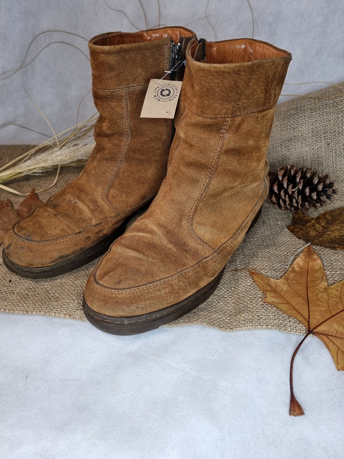 BOTAS DE HOMBRE, CUERO, TALLE 42, MARCA FEBO