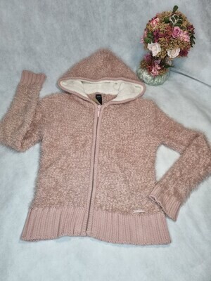 CAMPERA TEJIDO DE PUNTO DE ANGORA, CON CIERRE Y CAPUCHA, COLOR ROSA VIEJO, MARCA PIECE OF CAKE, TALLE XS