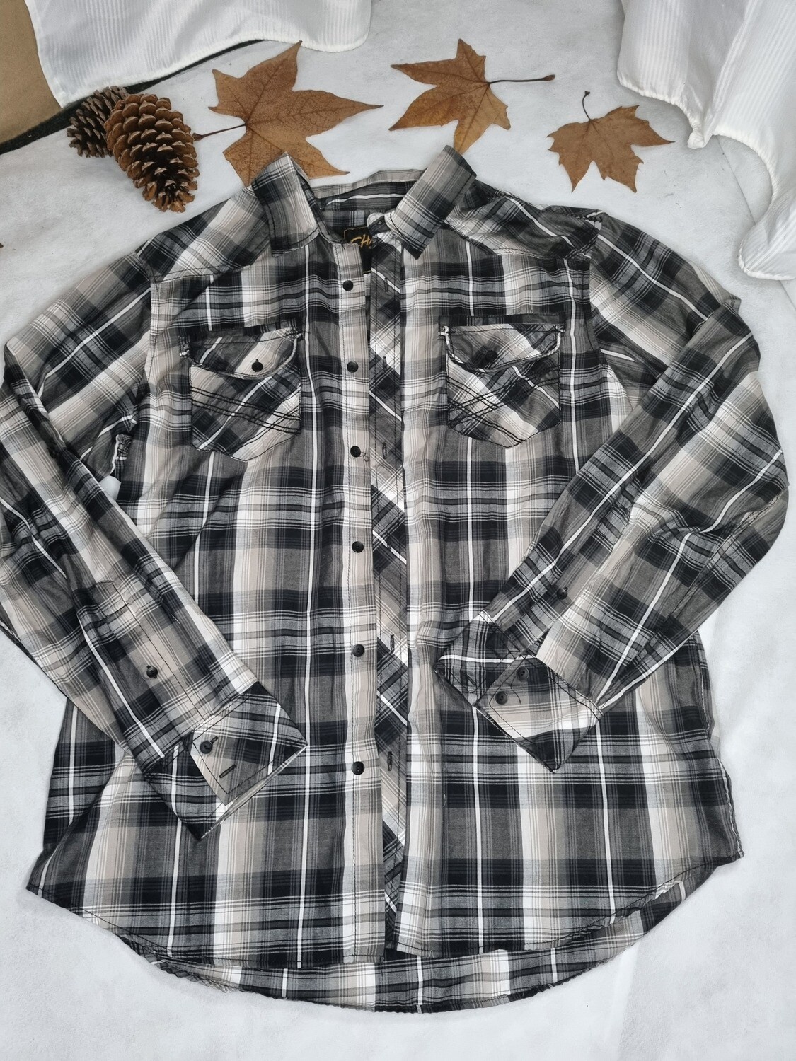 CAMISA CUADRILLE, MARCA CHALC. TALLE XL. NUEVA - SIN USO