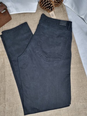 PANTALON DE COTTON, COLOR NEGRO. MARCA ZARA MAN. TALLE 34. IMPECABLE