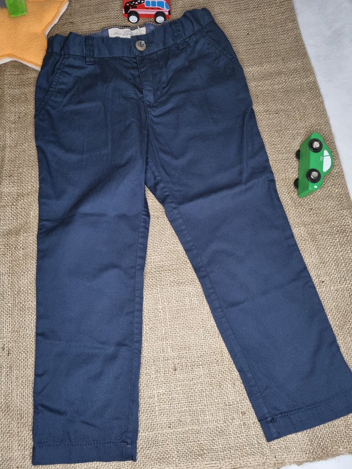 PANTALON DE VESTIR, COLOR AZUL. MARCA HYM. 3/4 AÑOS. SIN USO