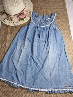 VESTIDO DE NIÑA, DE JEAN FINO, CON BRETELES TIPO MUSCULOSA, MARCA NAME IT. TALLE 3-4 AÑOS
