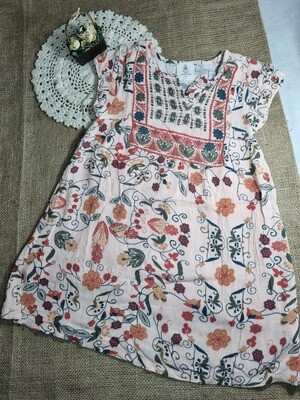 VESTIDO HUSH PUPPIES, TALLE 2. MANGA CORTA, EN TELA TIPO BAMBULA, FORRADO. IMPECABLE