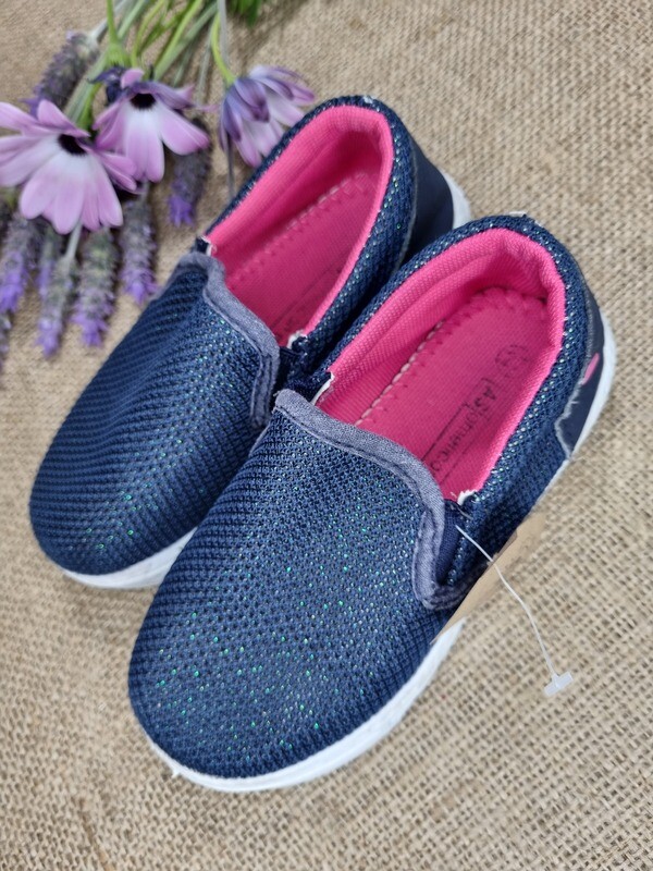 PANCHAS AZULES CON BRILLOS. SUELA BLANCA. MARCA AMERICAN SPORTS. TALLE 27.
