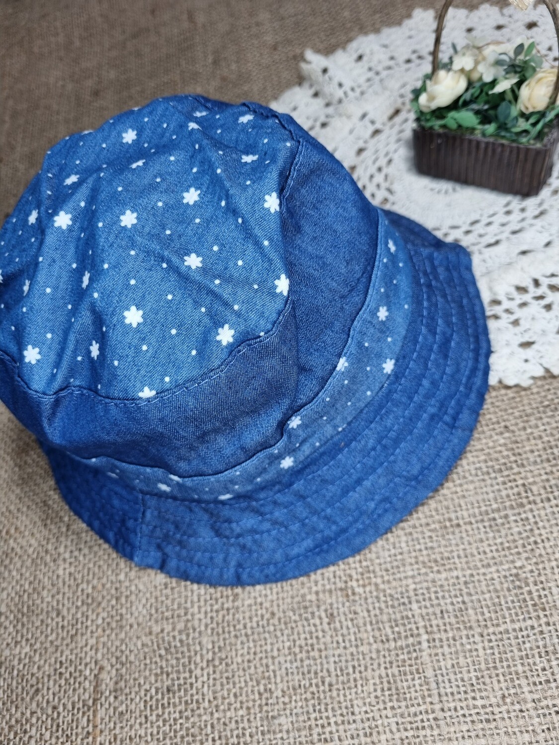SOMBRERO DE BEBÉ PILUSO DE JEAN ESTAMPADO