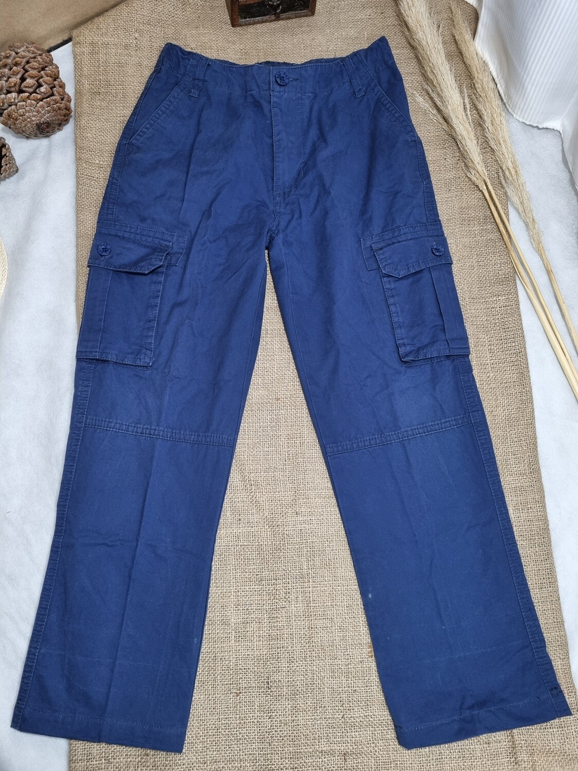 PANTALON CARGO, COLOR AZUL MARINO, MARCA BASS, TALLE 10