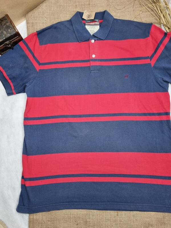 REMERA DE MANGA CORTA RAYADA AZUL Y ROJA, MARCA MISTRAL, TALLE L