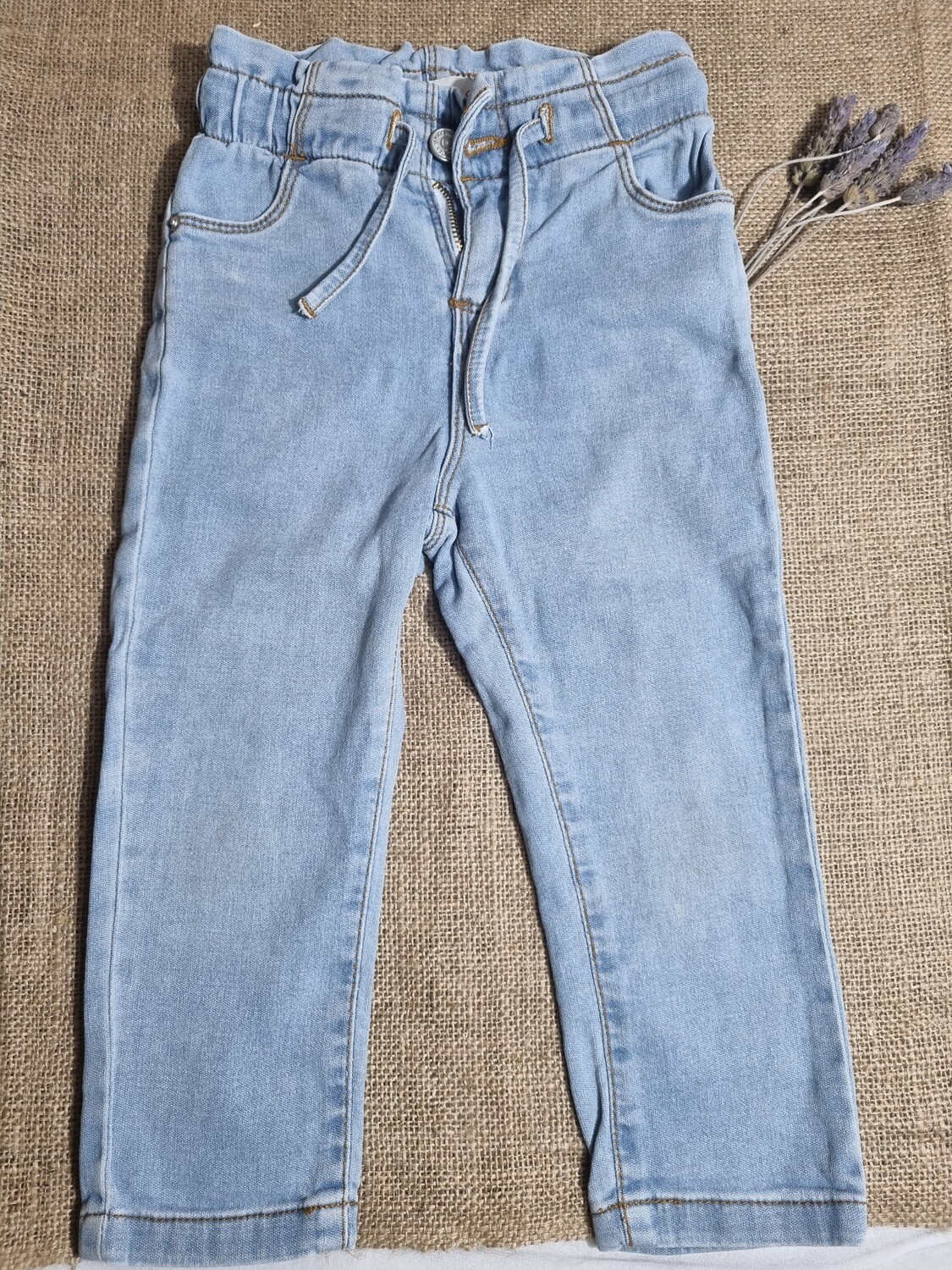 PANTALÓN CHUPIN DE JEAN, ELASTIZADO A LA CINTURA , MARCA TEX BABY, TALLE 36 MESES