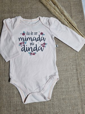 BODY MANGA LARGA, PARA BEBE 3-6 MESES. COLOR ROSA CON FRASE EN FRENTE. MARCA TEDDY BOOM