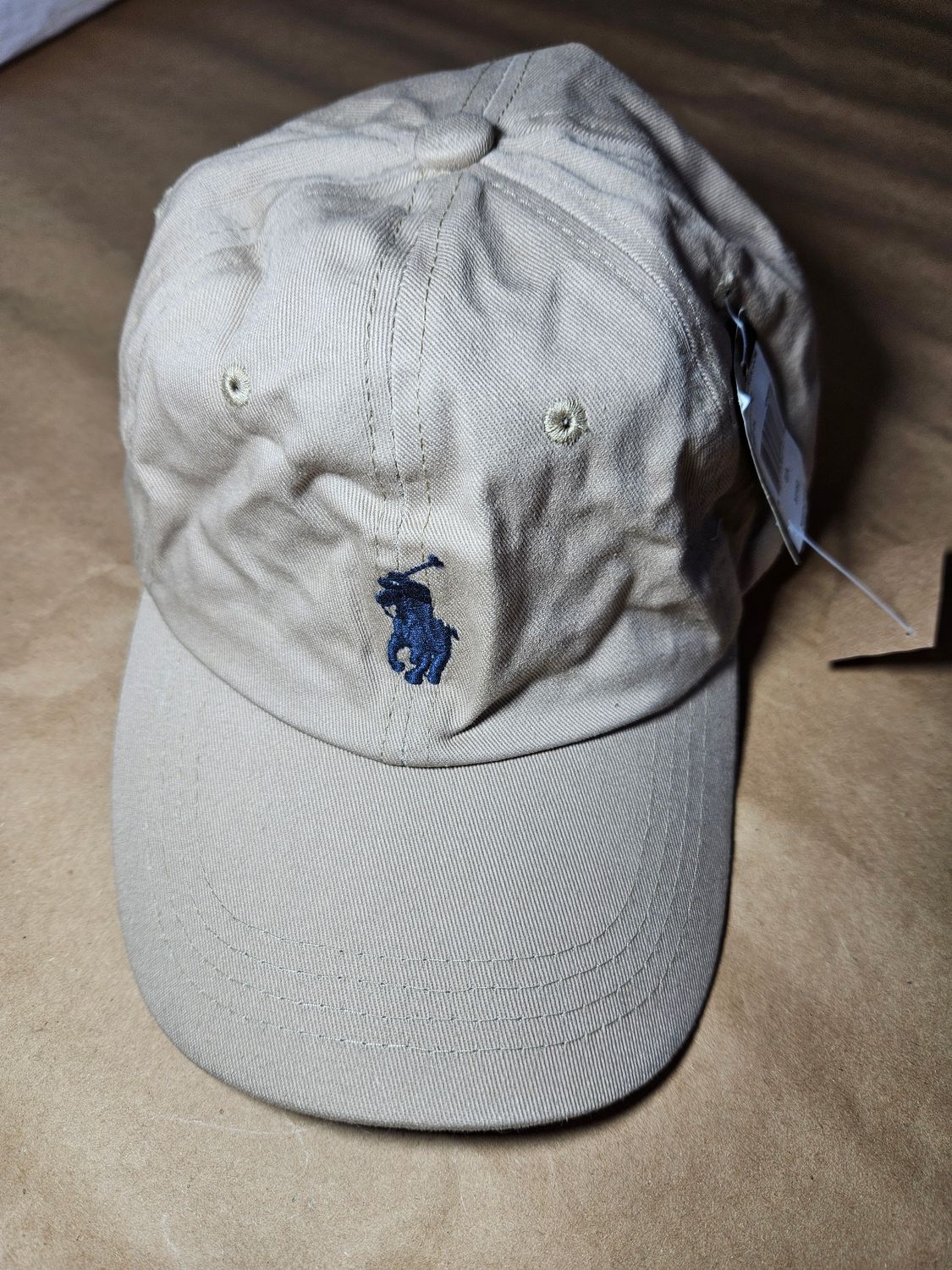 GORRO DE VICERA, MARCA POLO. NUEVO CON ETIQUETA