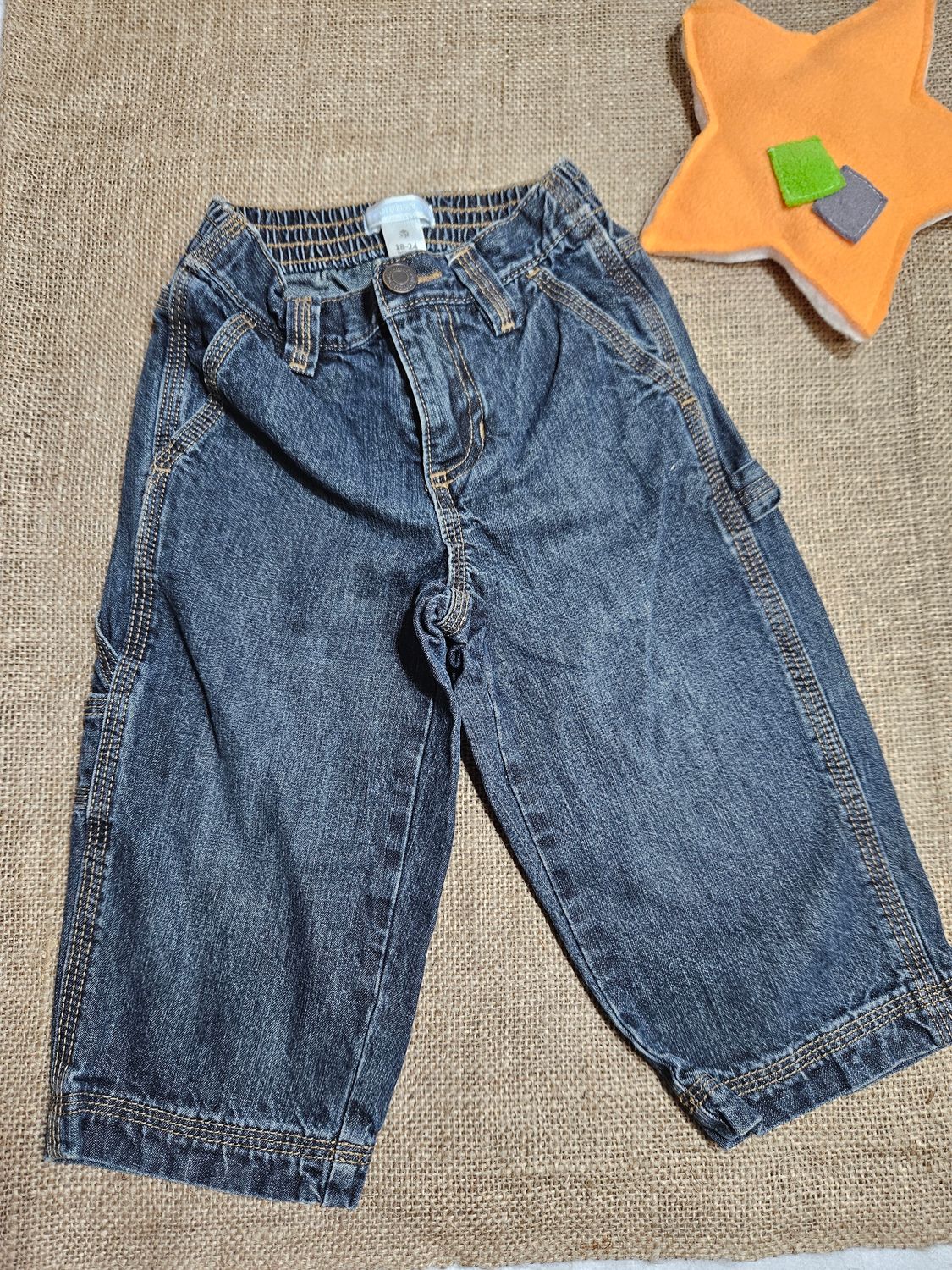 PANTALÓN DE JEAN PARA NIÑO,TIPO CARGO, MARCA OLD NAVY, TALLE 18-24 MESES. IMPECABLE