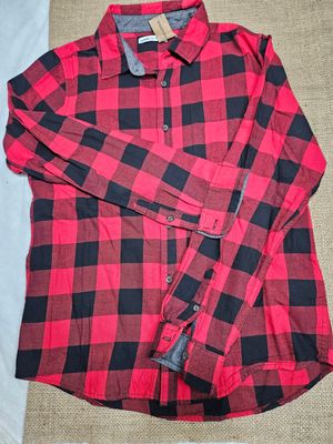 CAMISA PARA NIÑO, CUADRILLE EN VIYELA FINA, MARCA FUZARKA, TALLE 11/12 - IMPECABLE