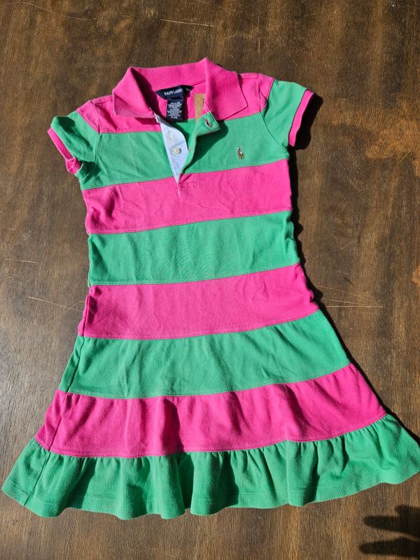 VESTIDO PARA NIÑA, ESTILO CHOMBA, RAYADO FUCCIA Y VERDE, MARCA POLO, TALLE 6