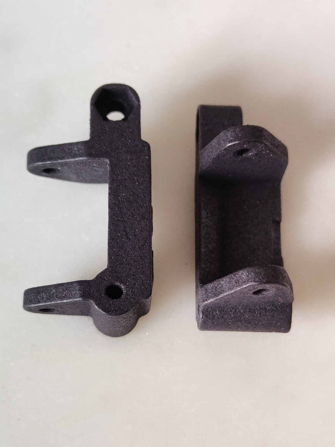 Losi XX front uprights 25°, pair