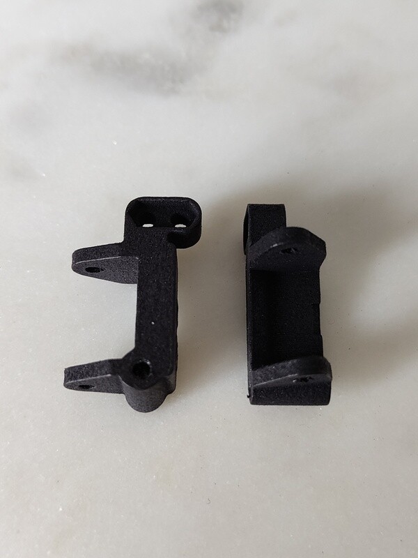 Losi XX CR front uprights 25°, pair