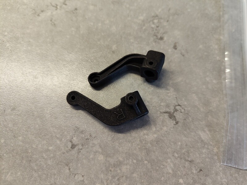 Losi XXT front steering blocks, pair