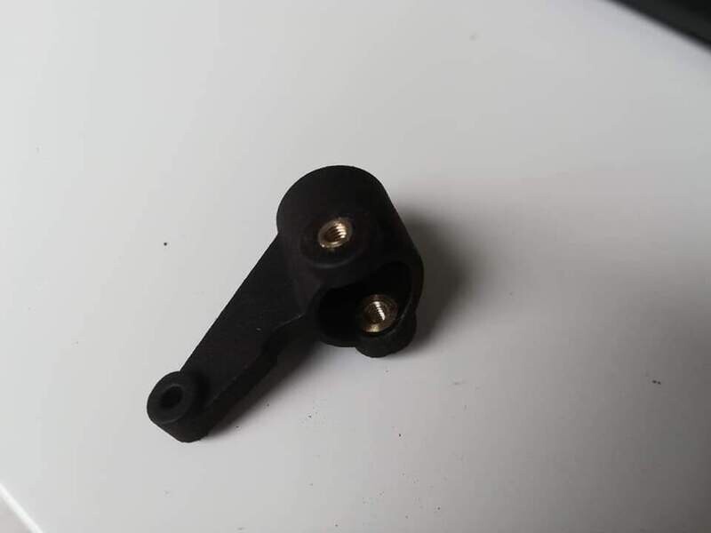 Yokomo 870c RPM style front steering knuckles, pair.