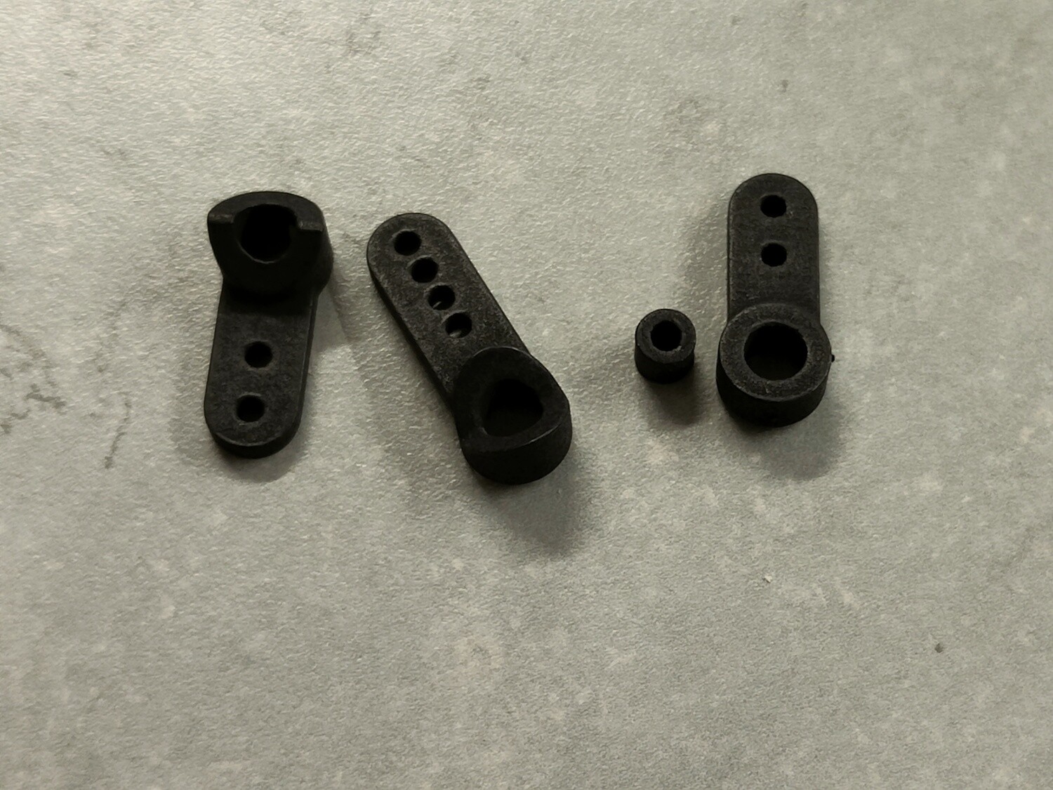 Yokomo servo saver plastics set