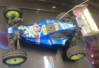 RC10 B2