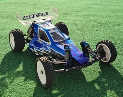 RC10 B3