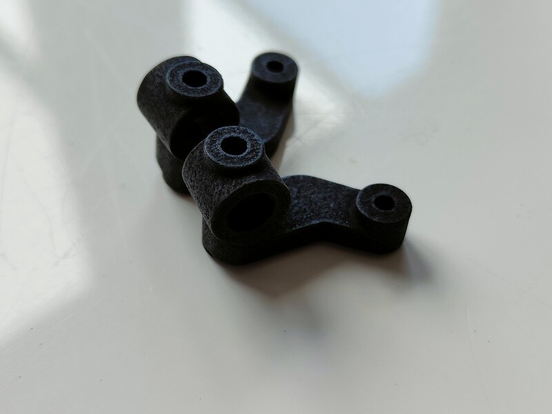 Schumacher Cougar 2000 steering blocks