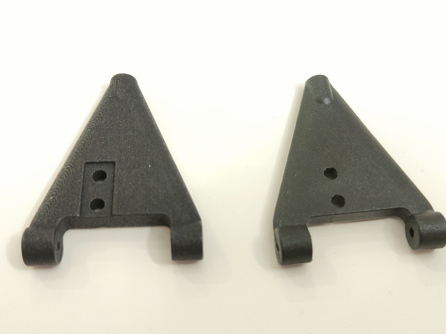 Tenth Technology Predator XK98 and 96 International rear upper arm pair