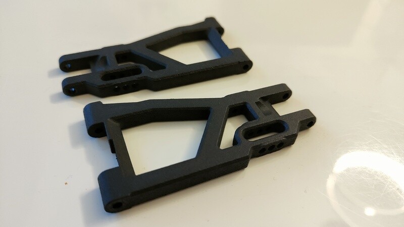 Kyosho Lazer ZXR rear arms (pair)