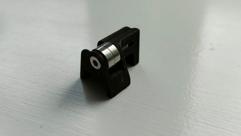 Losi XX4 front belt tensioner