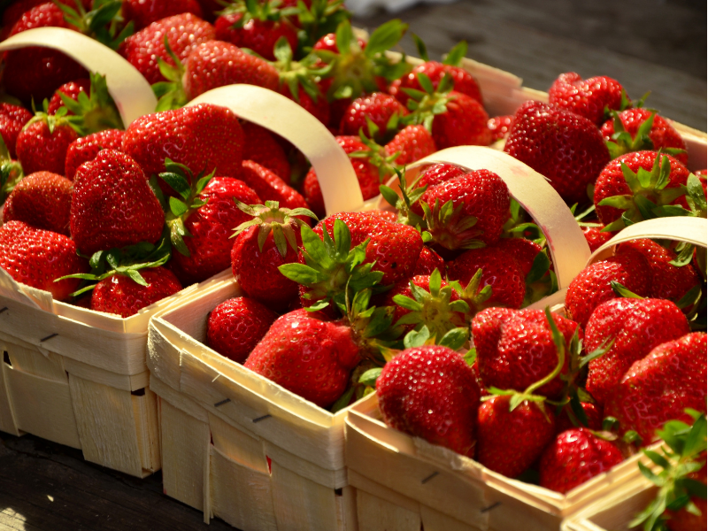 Fort Vancouver Lions Club Fresh Strawberry Sale