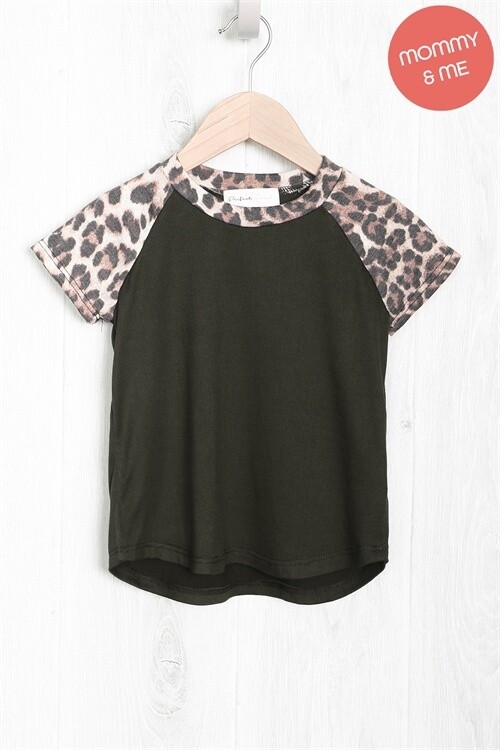 Youth Leopard Trim SS Solid Rib Top
