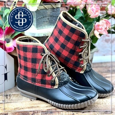 Lace-Up Duck Boots 0221