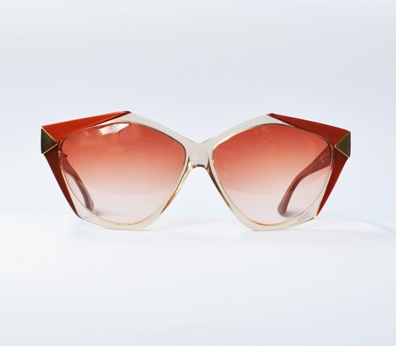 Valentino Vintage 534 D8