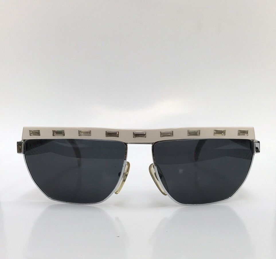Paloma Picasso VINTAGE 3706 70 white