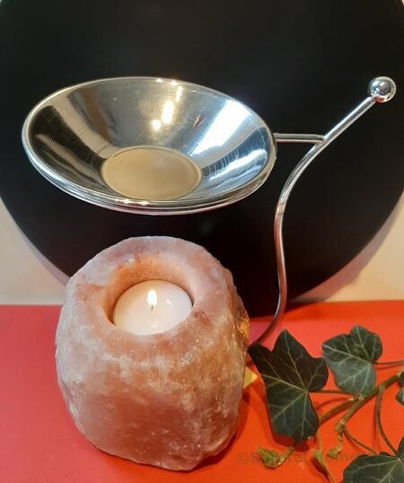 Zoutsteen aromabrander. Zoutlampen.