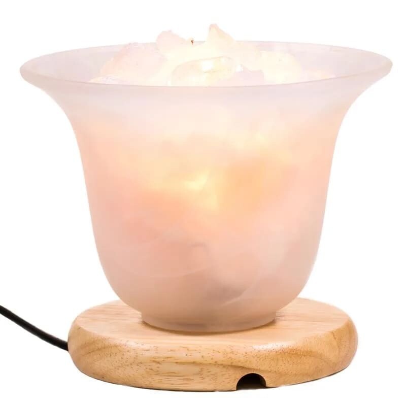 Edelsteenlamp met bergkristal en zoutbrokken. Zoutlampen. Edelsteenlampen.