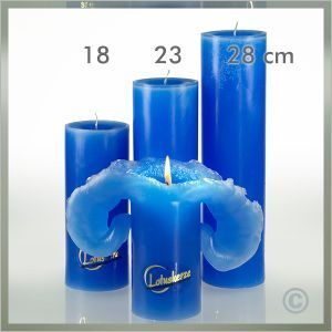 LOTUS-kaars, hoogte 23 cm. Kleur blauw, druppelt niet, heeft een rustige vlam en brandt ca. 125 uur.
Art. 200038