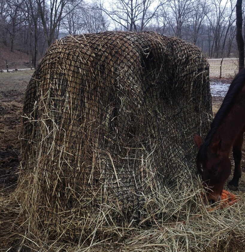 4x4ft 1.6'' hole Round Bale Feeder Net Round Slow 1.6'' hole Hay Bale Feeder Net Large Size Slow Feed Hay Bag Large Hay Net 