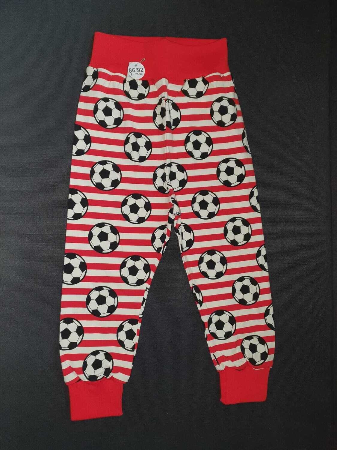 86/92, Hösli Fussball,  weiss-rot