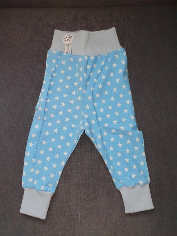 74/80, Hösli, Sterne weiss, hellblau,