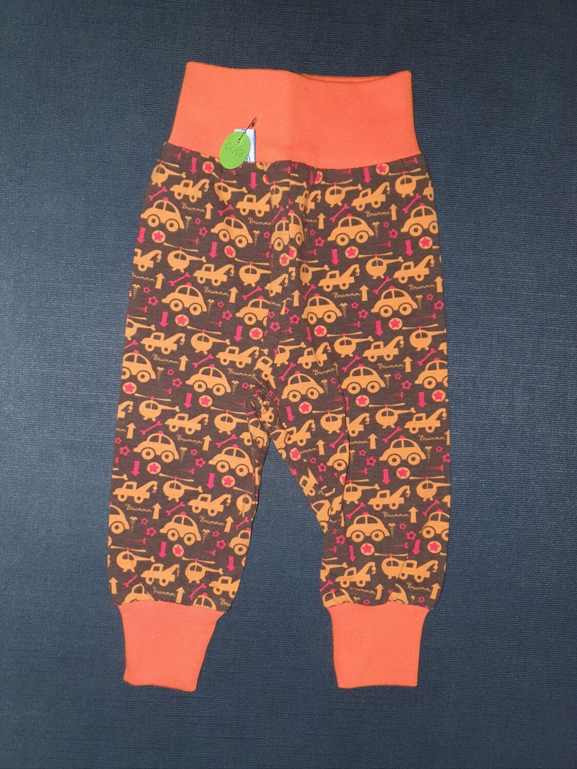 62/68, Hösli Auto, braun/orange