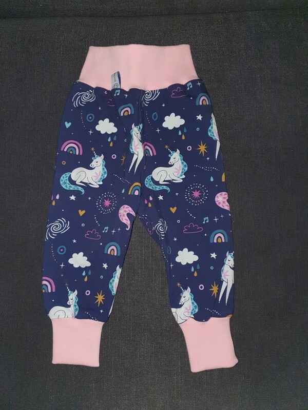 62/68, Hösli Einhorn, dunkelblau/rosa