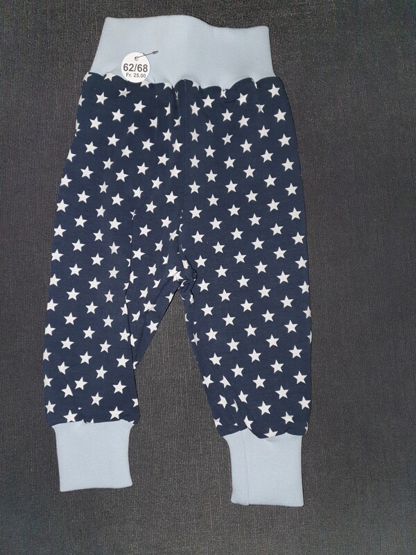 62/68, Hösli, Sterne weiss auf dunkelblau