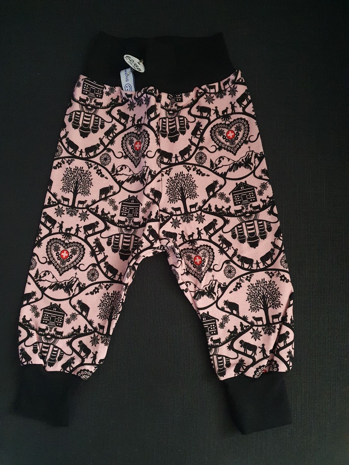 62/68, Hösli Scherenschnitt, rosa 62/68, Hösli Scherenschnitt, rosa