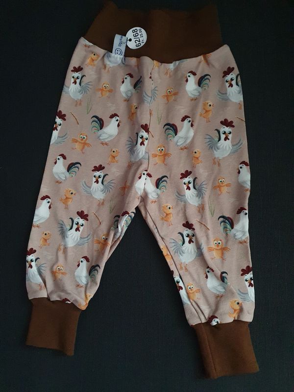 62/68, Hösli Hühner, braun