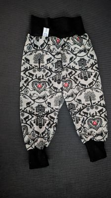 62/68, Hösli Scherenschnitt, grau 62/68, Hösli Scherenschnitt, grau