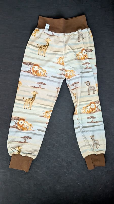 98/104, Hösli Safaritierli braun