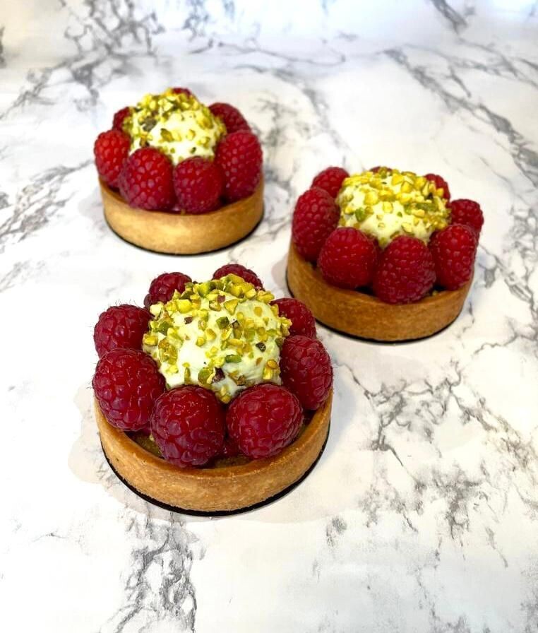 Tarte framboise pistache individuelle
