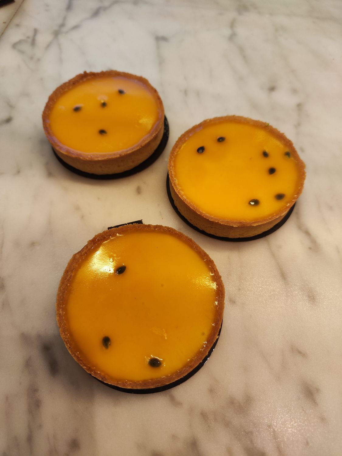 Tarte fruit de la passion 8-10 personnes