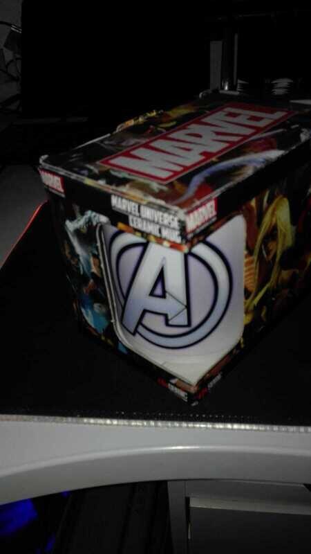 Marvel Tasse  - AVENGERS SERIE1 Logo
